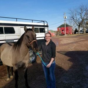 Meet your Posher, Carlyne